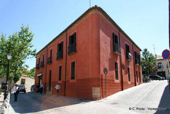 Casa d'angolo rosso, Ávila - Spagna