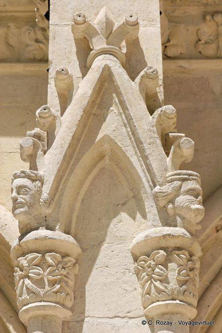 Importo intaglio Chiostro, Cattedrale di Burgos - Spagna