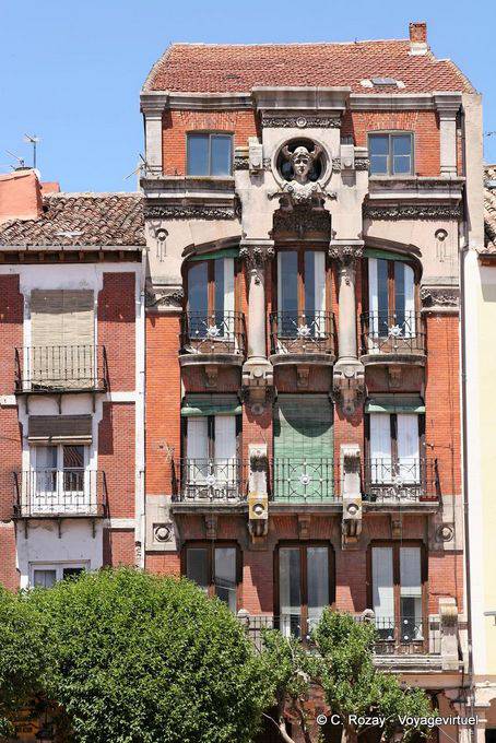 Casa di colonne, Burgos - Spagna