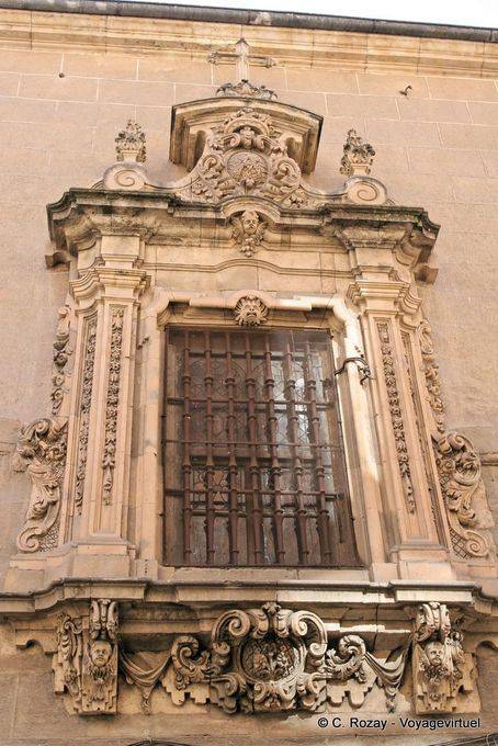Finestra molto ornato, Calle Bordadores, Salamanca - Spagna