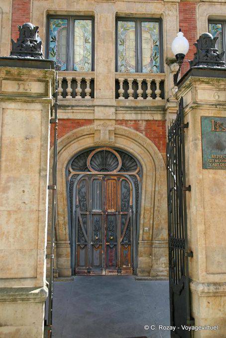 Art Nouveau e Art Deco, Casa Lis, Salamanca - Spagna