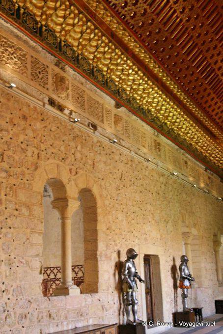 Sala della cambusa, armatura e fregio mudéjar intonaci, Alcazar, Segovia - Spagna