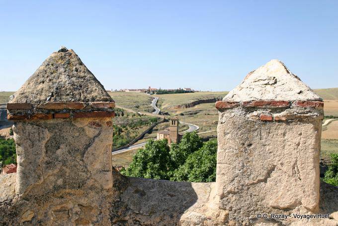 Panorama tra i merli del Alcazar, Segovia - Spagna
