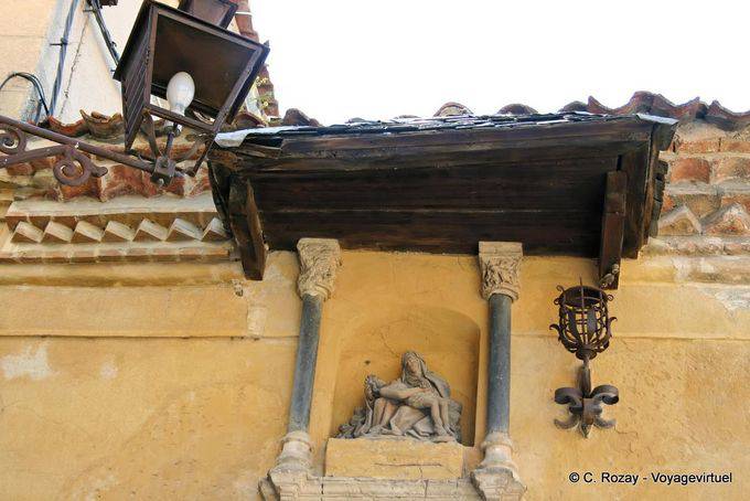Madonna con il Cristo morto tra le braccia, Segovia - Spagna