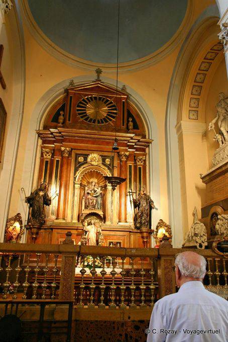 Altare dedicato alla Vergine Maria, Basilica di Nuestra Señora del Pilar de Zaragoza - Spagna