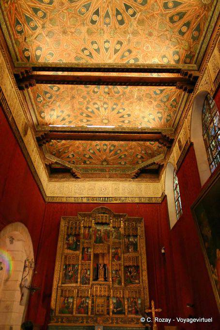 Cappella con grande pala della scuola castigliana del XVI secolo, Alcazar, Segovia - Spagna