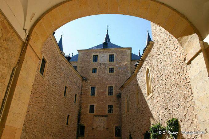 Cortile del Alcazar di Segovia - Spagna