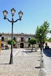 Piazza lastricata di ciottoli, Ávila, Spagna.