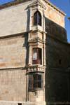 Angolo di Calle Ancha e Calle Cid, Casa Botines, Leon, Spagna.