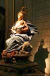 Madonna col Bambino statua della cappella Virgen de la Cabeza, cattedrale di Salamanca, Spagna.