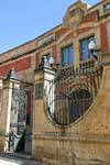 Gates della Casa Lis, Calle Gibraltar, Salamanca, Spagna.