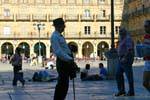 L'uomo con il bastone, Salamanca, Plaza Mayor, Spagna.