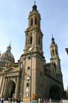 Guglie della Basilica di Nuestra Señora del Pilar, Saragozza, Spagna.