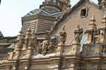 Scultura dell'ingresso principale, Basilica del Pilar di Saragozza, Spagna.