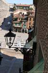 Calle Cervantes, vista l'Acquedotto e Calle San Juan, Segovia, Spagna.