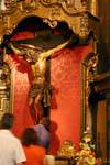 La devozione a Cristo sulla Croce-Catedral Basilica de Nuestra Señora del Pilar, Saragozza, Spagna.