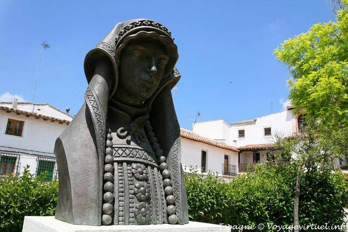 Chinchon, scultura Torso - Spagna