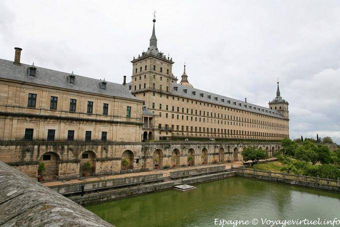 Escorial, Monasterio del Este Fachada - Spagna