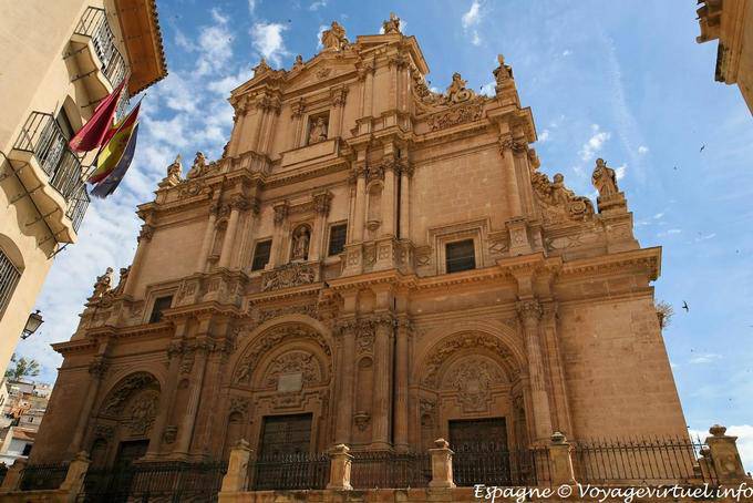 Lorca, facciata della Collegiata - Spagna