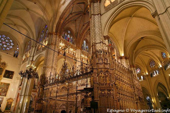 Cattedrale di Toledo, la ricchezza e luci - Spagna