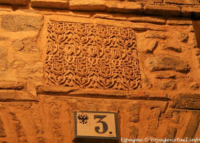 Toledo, iscrizione su una casa - Spagna