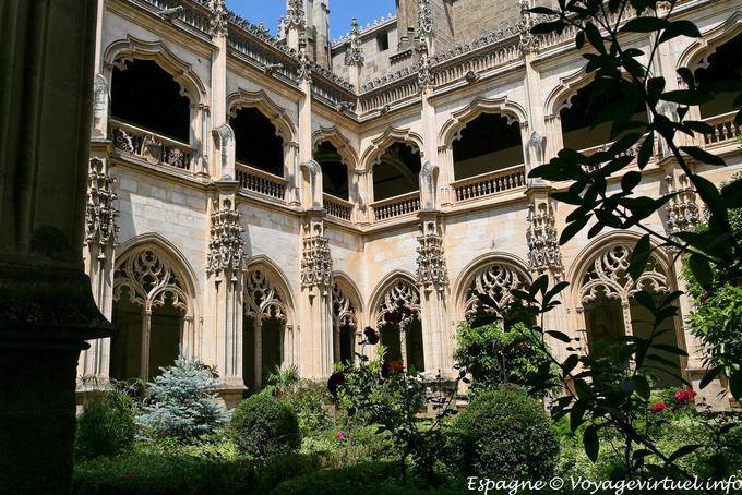 Toledo, il chiostro del Monastero di San Juan de los Reyes - Spagna