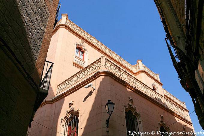 La terrazza superiore dell'edificio situato all'angolo di Plaza San Agustin e Calle Recoletos, Toledo - Spagna