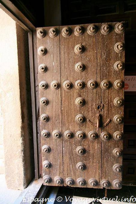 Toledo, porta tempestata, vivendo Medioevo - Spagna