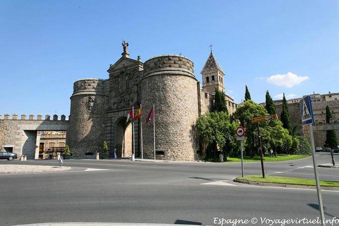 Toledo, Puerta Nueva de Bisagra - Spagna