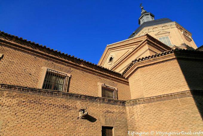 Nesting architettonico, San Román, Toledo - Spagna