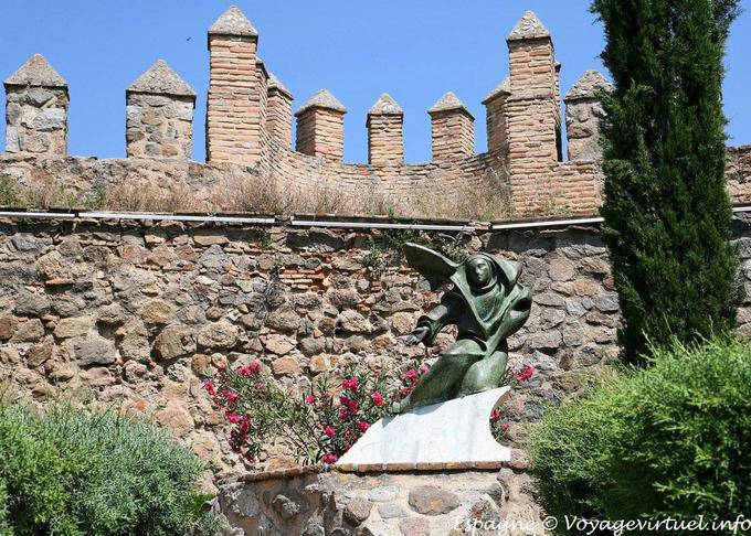 Toledo, la scultura fuori le mura - Spagna