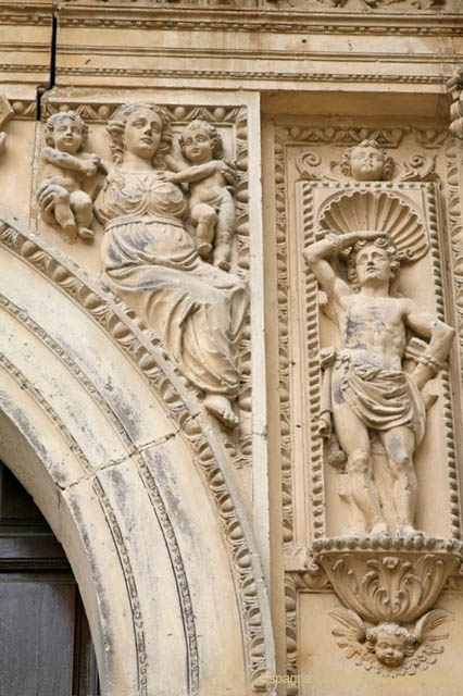Dettaglio Úbeda sul lato di una porta - Spagna