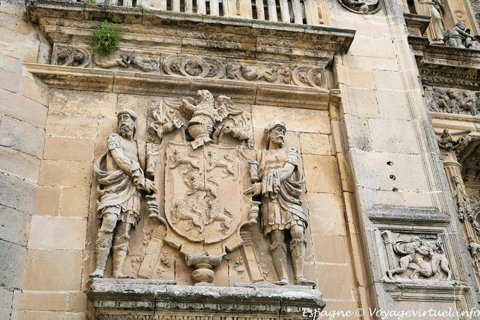 Úbeda sinistra della porta principale, Sacra Capilla - Spagna