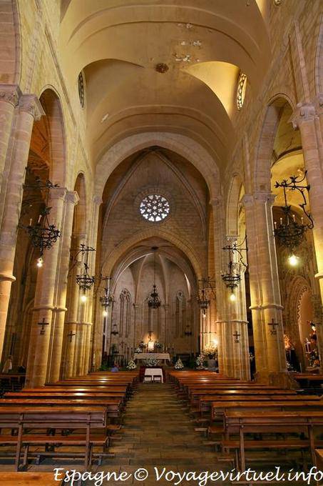 Úbeda, la navata della chiesa di San Pablo - Spagna