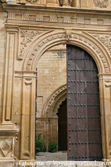 Úbeda, Portada Mudajer Santa Clara - Spagna