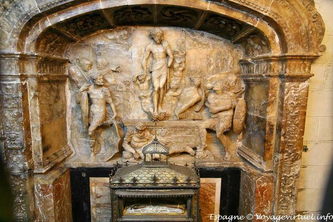Cattedrale di Valencia e lucidato reliquiario di marmo - Spagna