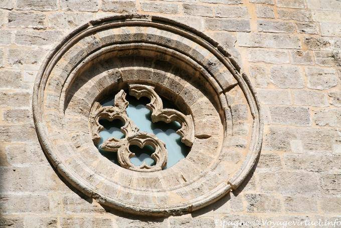 Valencia, finestra chiesa di Santa Catalina Martir - Spagna