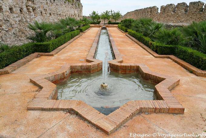 Fontana arabo-andalusa, Xativa - Spagna