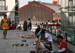 Madrid Atocha venditore ambulante, Spagna.