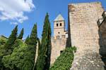 Ai piedi delle mura, Puerta Nueva de Bisagra, Toledo, Spagna.