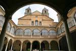 Úbeda, Patio del Hospital de Santiago, Spagna.