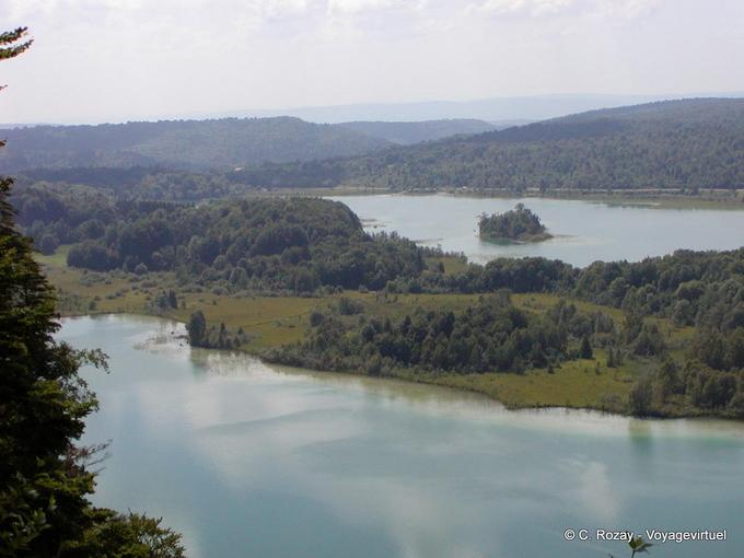 Laghi Giura: Grande Maclu e Ilay, Franca Contea, Francia