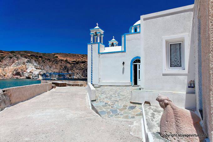 Milos, Firopotamos, chiesa - Grecia