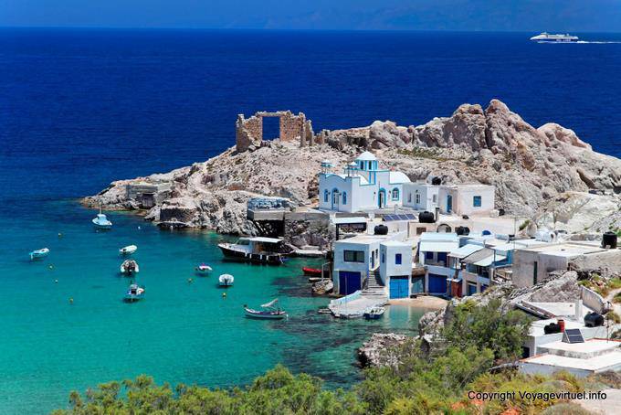 Milos, Firopotamos, vista su villaggio - Grecia