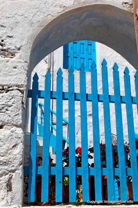 Milos, Plaka, barriera e componenti - Grecia