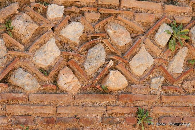 Particolare della parete della Ex-voto, Delphi - Grecia