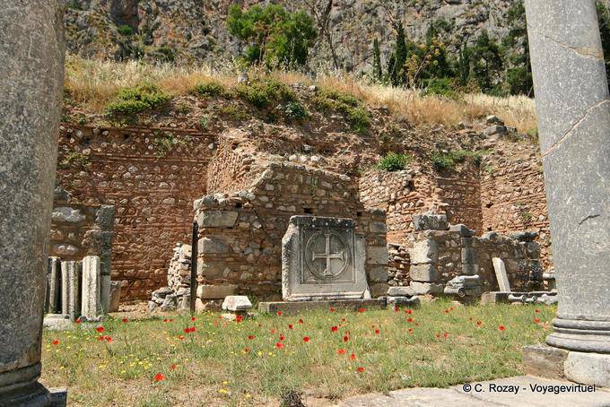 Offerta votiva del Argivi, Argos Kings, Delphi - Grecia