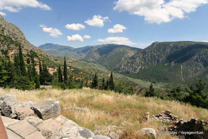 Panorama delle montagne circostanti, Delphi - Grecia
