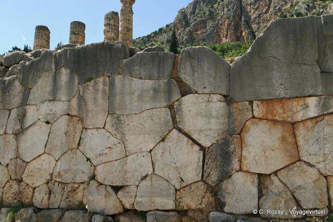 Mantenendo poligonale muro, Delphi - Grecia