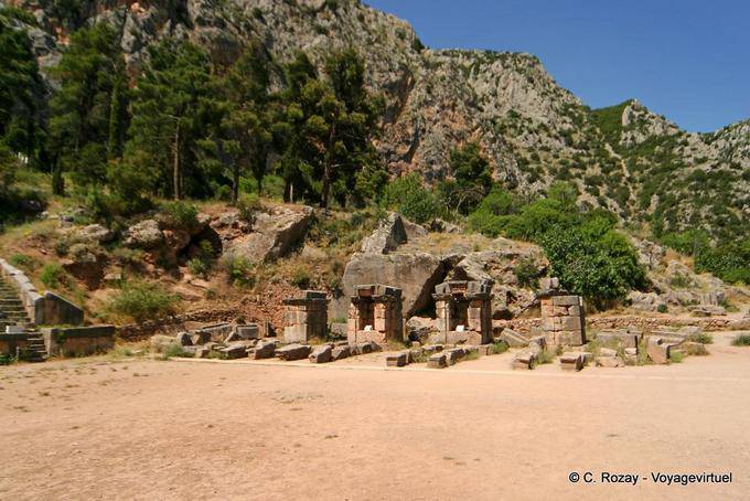 Partenze da stadio, Delphi - Grecia